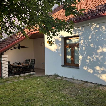 Domek V Treboni Zewnętrze zdjęcie